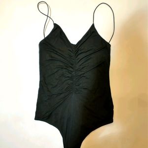WORN 1X WOMENS CINCHED BODYSUIT SZ M
